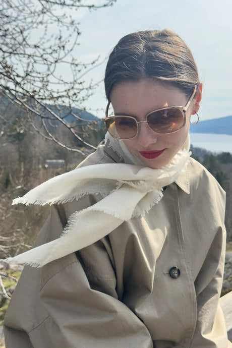 Whisperlight square scarf Pearl